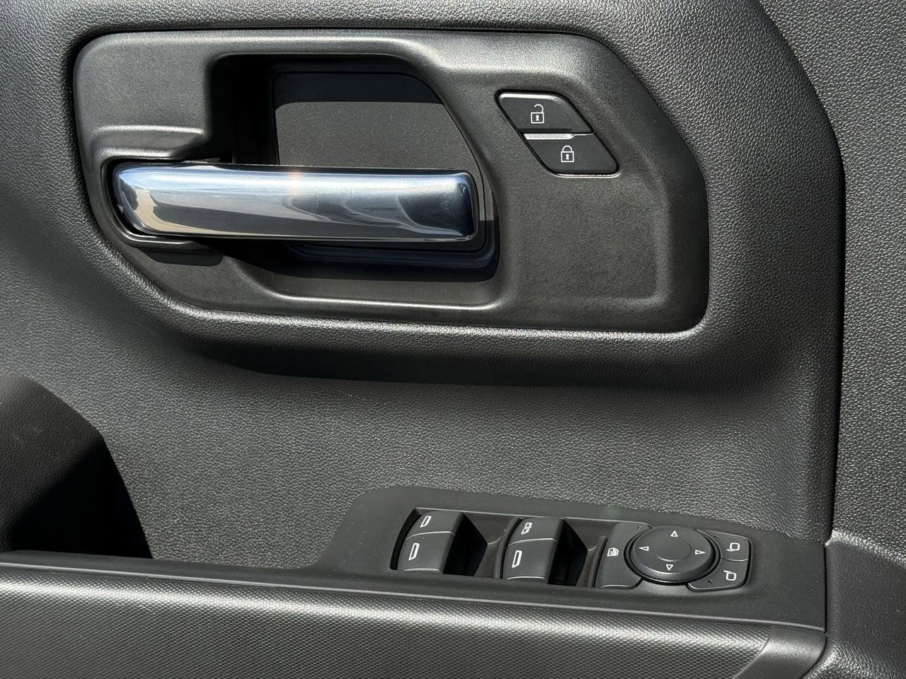 New 2026 Chevrolet Silverado 1500 Custom Trail Boss w/ Dark Appearance Package image 21
