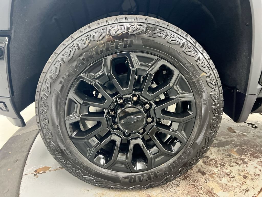 New 2026 Chevrolet Silverado 2500 High Country w/ High Country Premium Package AWD/4WD image 28