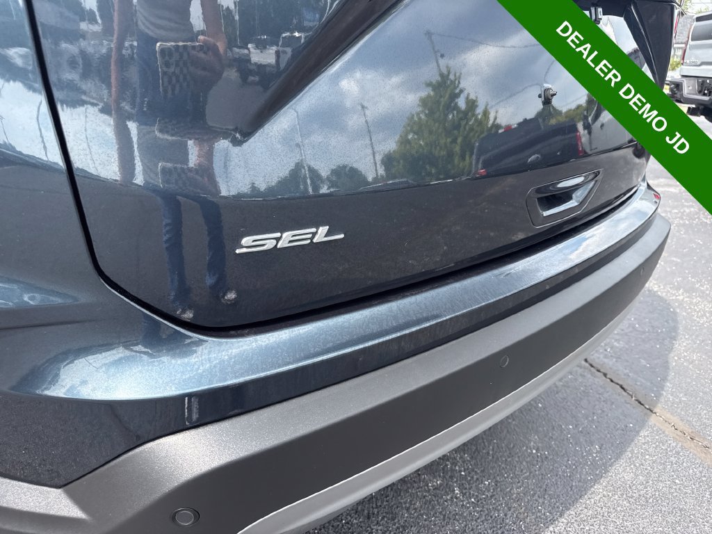 Used 2024 Ford Edge SEL w/ Convenience Package AWD/4WD image 9