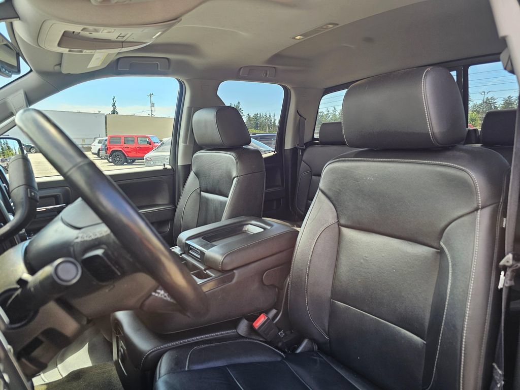 Used 2018 Chevrolet Silverado 1500 LTZ w/ LTZ Plus Package AWD/4WD image 21