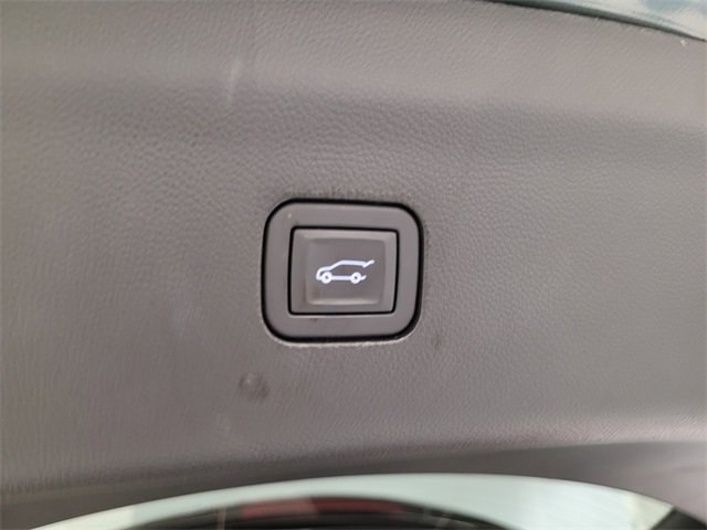Used 2024 Buick Enclave Essence w/ Experience Buick Package image 14