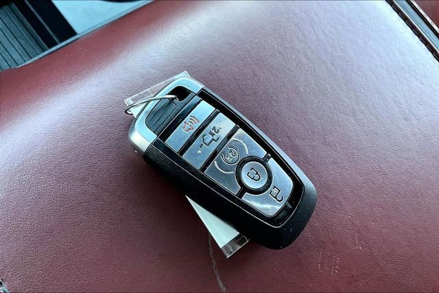 Used 2020 Ford F350 Platinum w/ FX4 Off-Road Package AWD/4WD image 10