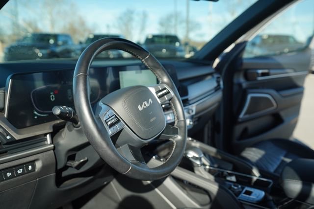 Used 2023 Kia Telluride EX X-Line image 28