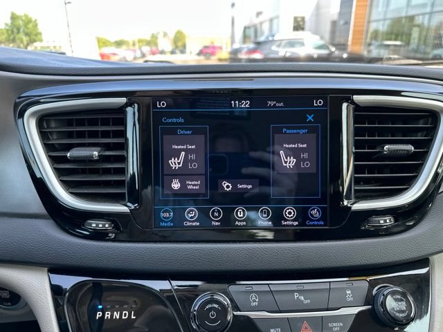 Used 2020 Chrysler Pacifica Touring-L Plus FWD image 35