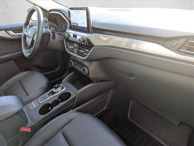 Used 2021 Ford Escape Titanium w/ Class II Trailer Tow Package image 21