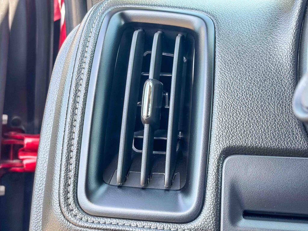 Used 2020 GMC Canyon SLE w/ Driver Alert Package image 48