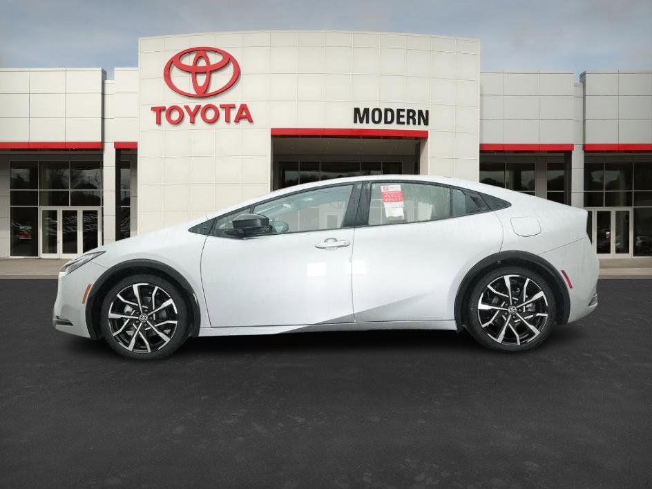 New 2026 Toyota Prius Plug-In Hybrid image 10