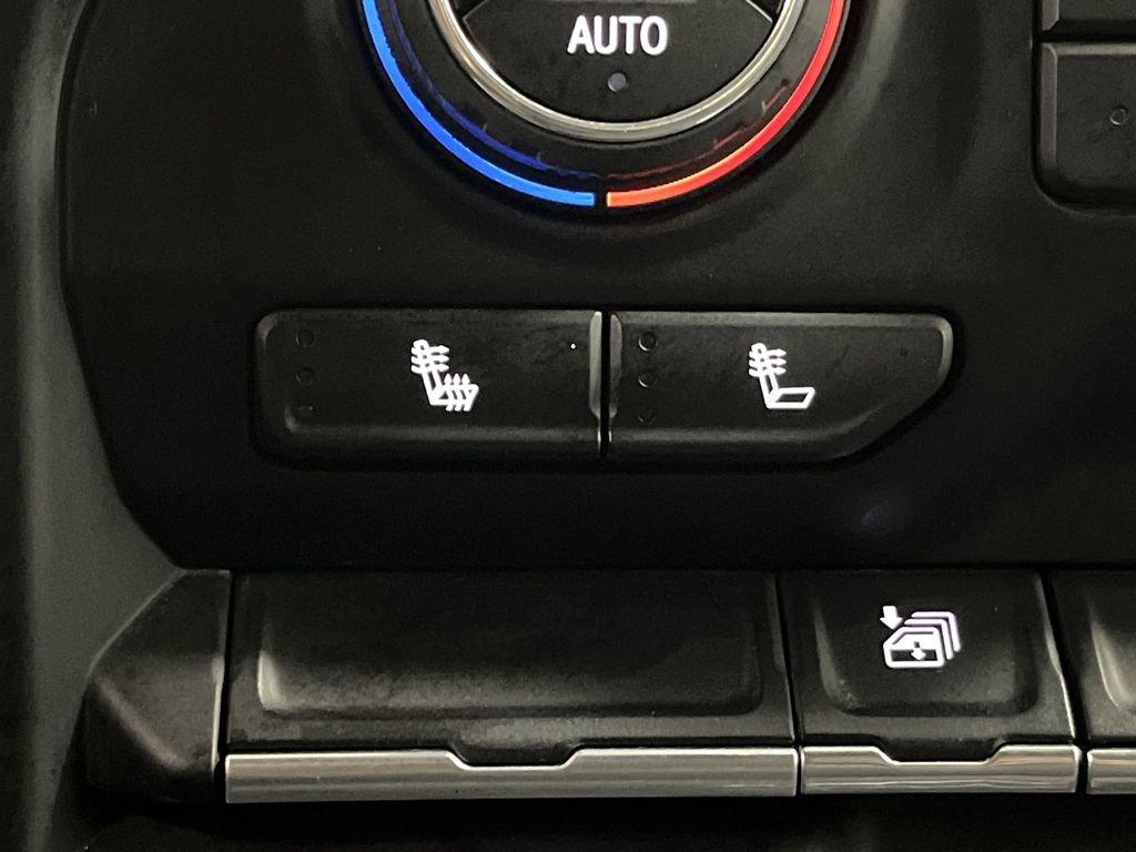 Used 2022 Chevrolet Silverado 3500 LT image 7