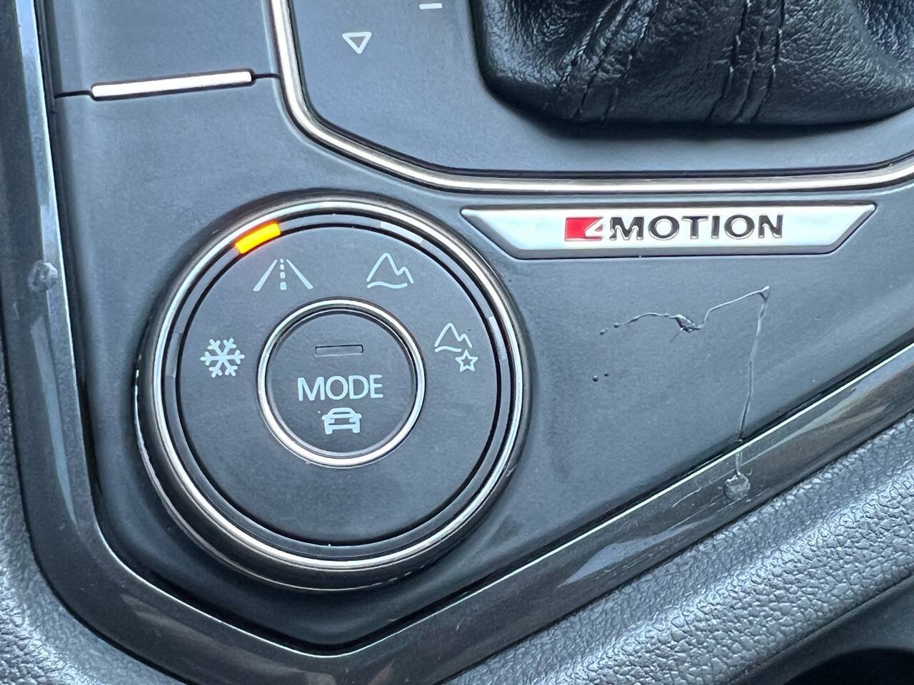 Used 2018 Volkswagen Tiguan S AWD/4WD image 37
