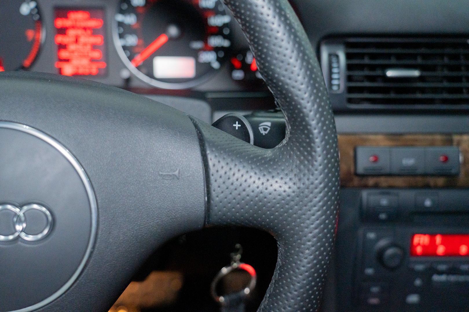 Used 2003 Audi RS 6 AWD/4WD image 45