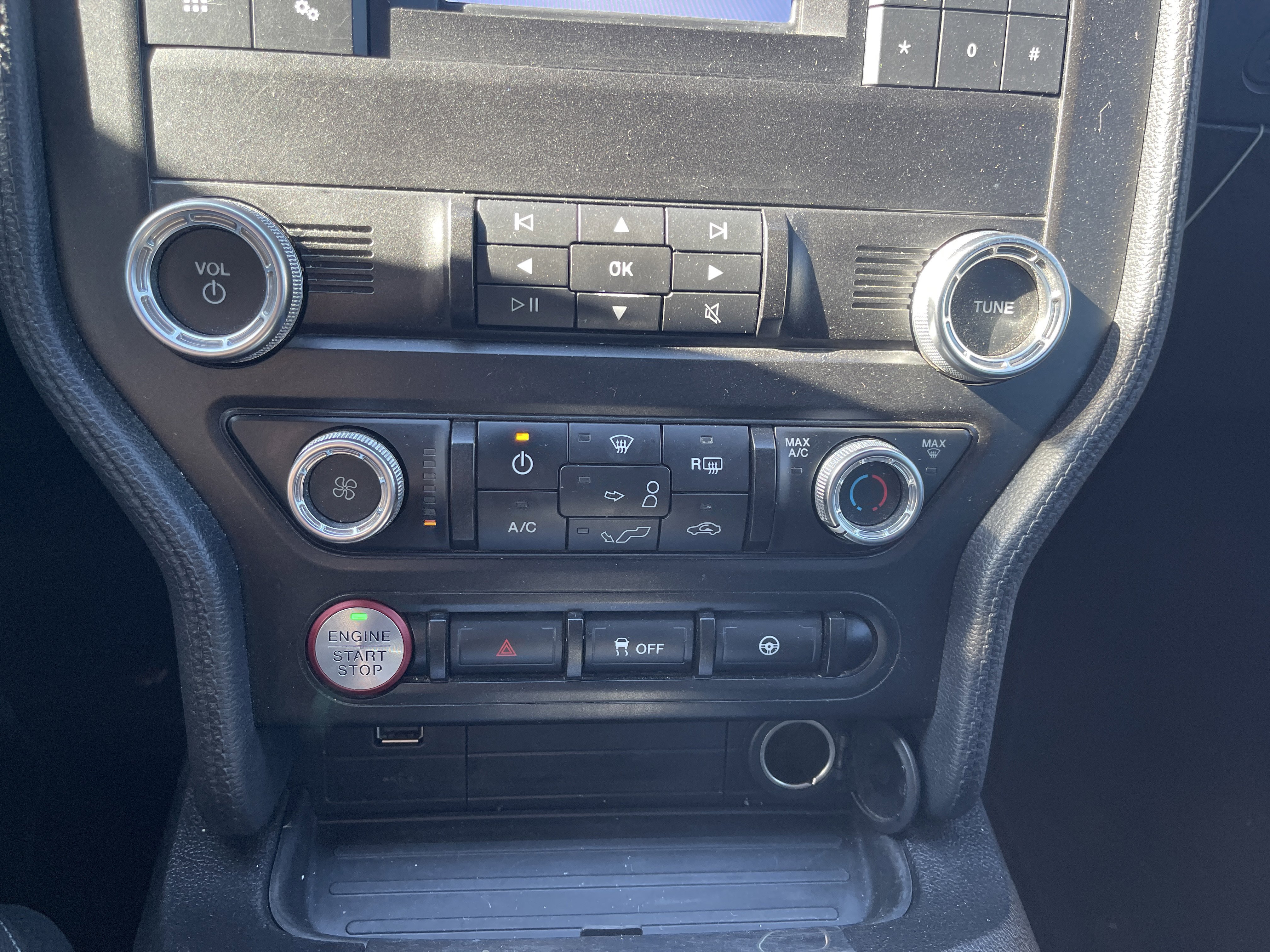 Used 2019 Ford Mustang GT w/ Black Accent Package image 24