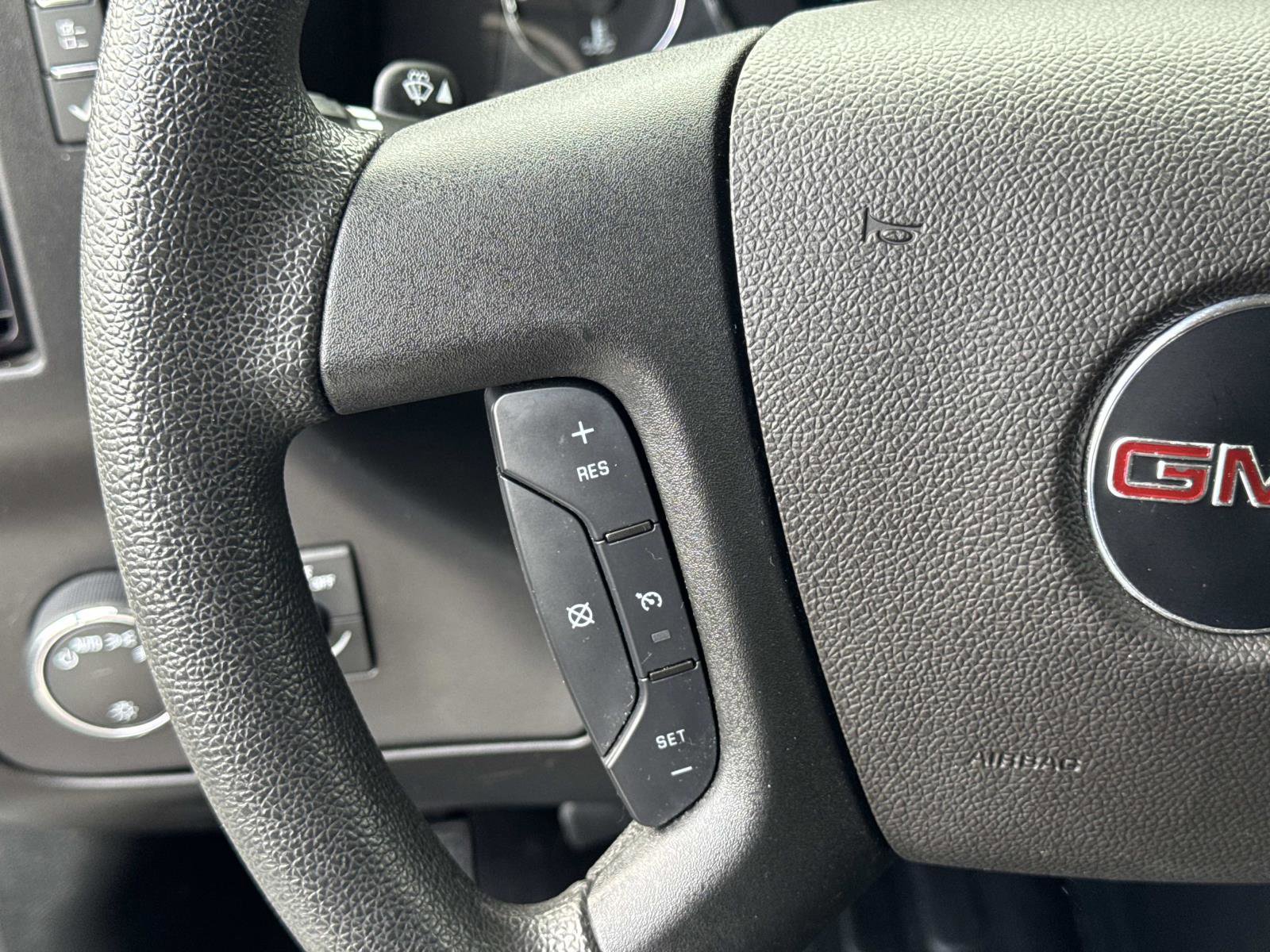 Used 2024 GMC Savana 2500 Work Van w/ Driver Convenience Package image 6