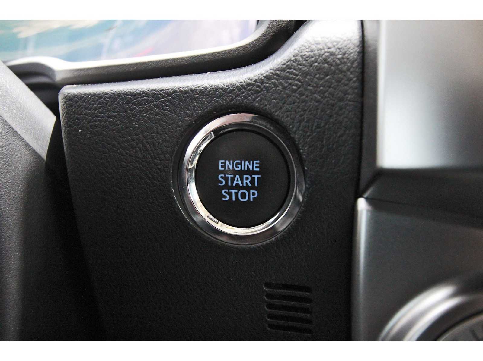 Used 2023 Toyota 4Runner SR5 Premium w/ Moonroof Package RWD image 26