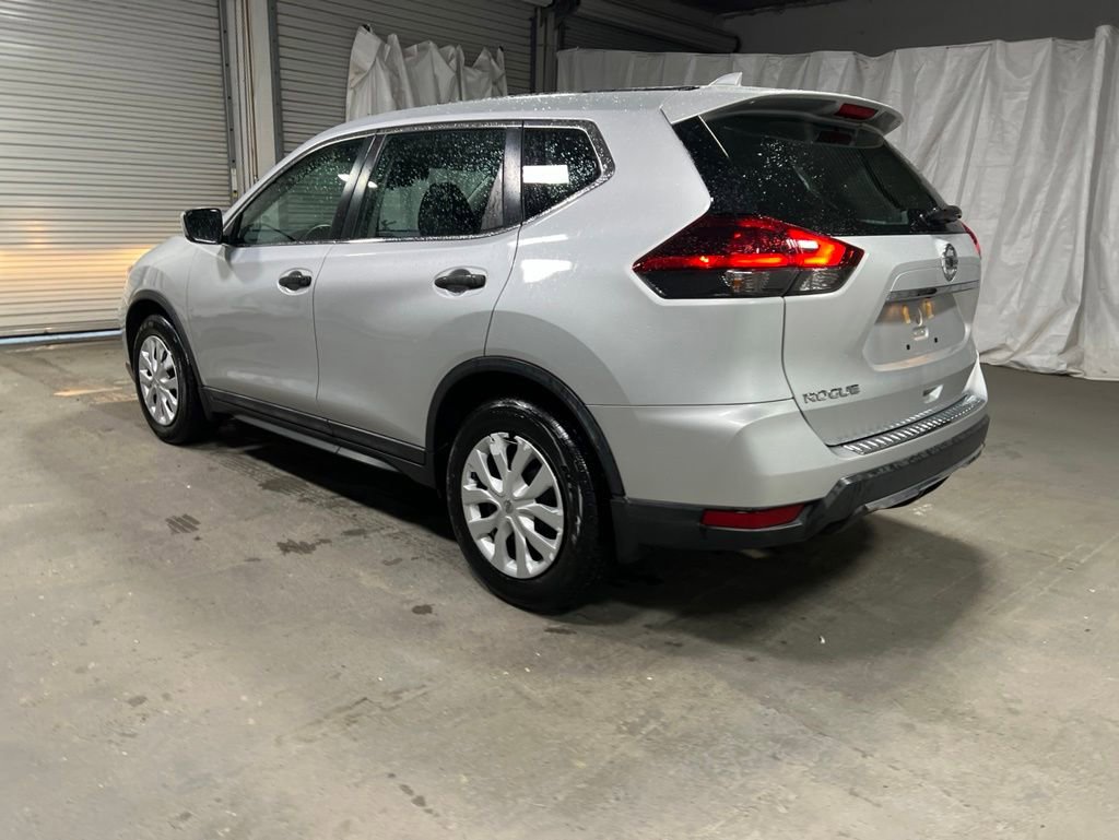 Used 2020 Nissan Rogue S FWD image 5