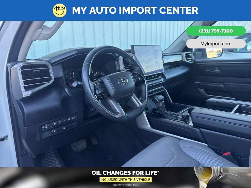 Used 2023 Toyota Tundra SR5 w/ SR5 Premium Package AWD/4WD image 8