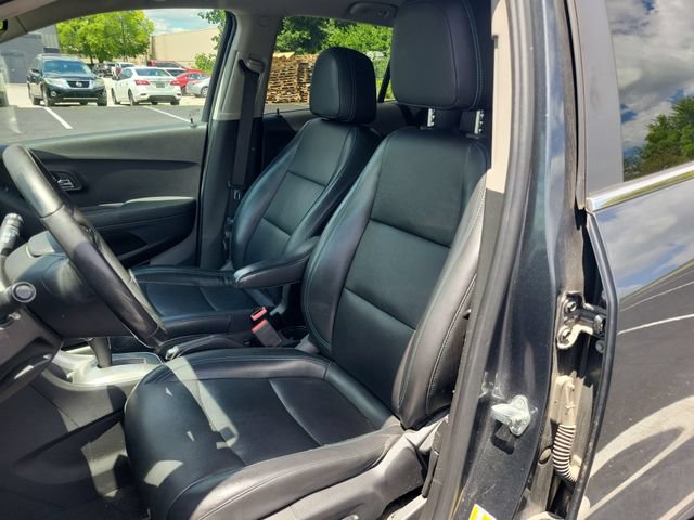 Used 2016 Chevrolet Trax LTZ FWD image 19