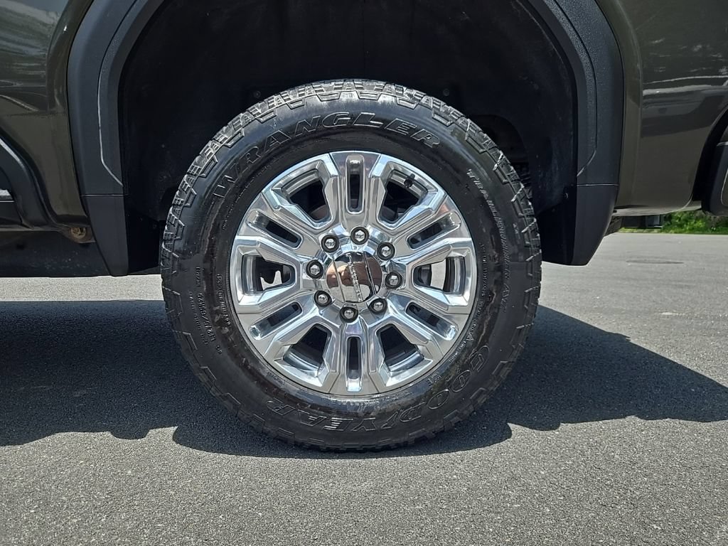 Used 2022 GMC Sierra 2500 Denali AWD/4WD image 9