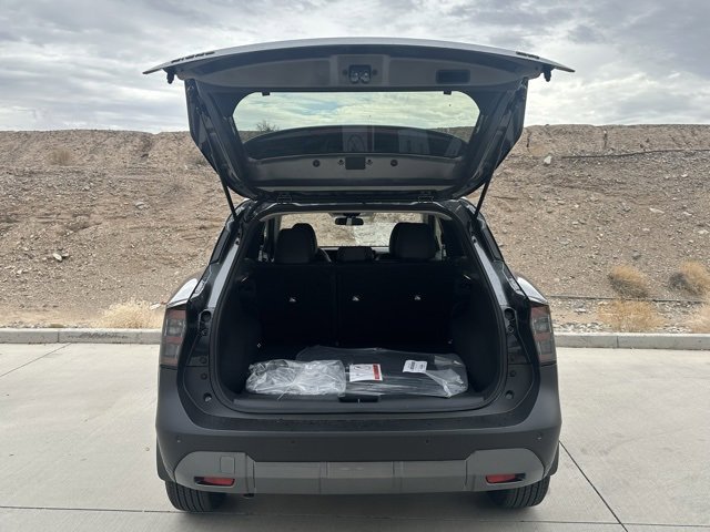 New 2026 Nissan Kicks SR image 30