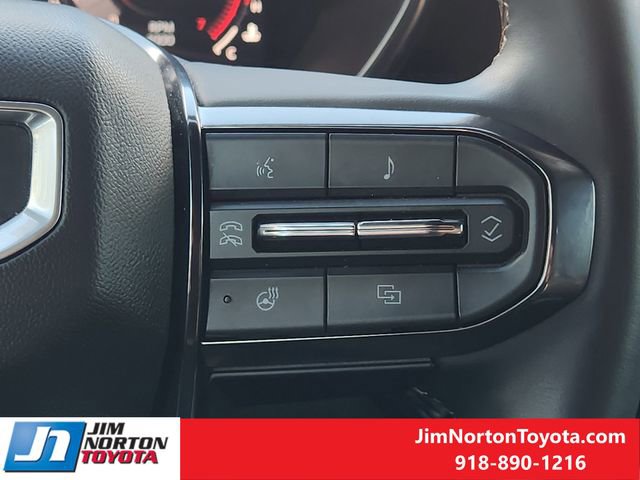 Used 2025 GMC Canyon AT4 w/ Technology Plus Package image 29