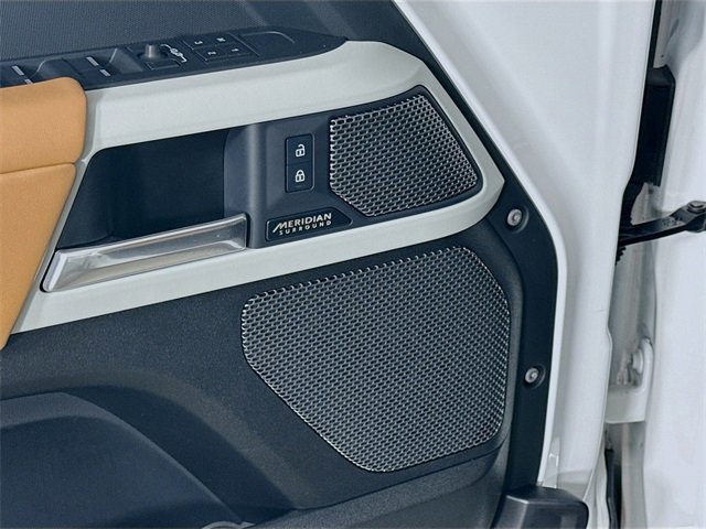 Certified 2023 Land Rover Defender 110 X-Dynamic SE image 21