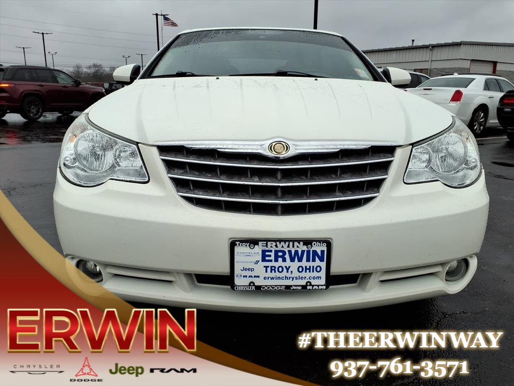 Used 2009 Chrysler Sebring Touring w/ Special Touring Group image 2