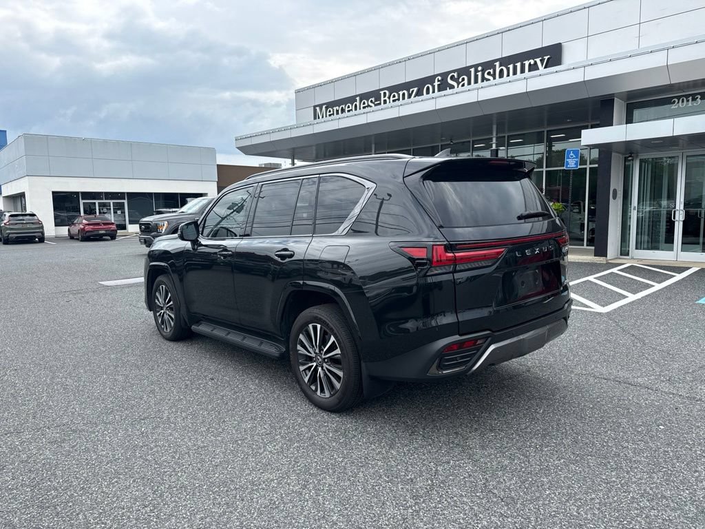 Used 2024 Lexus LX 600 4WD w/ Appearance Package image 5