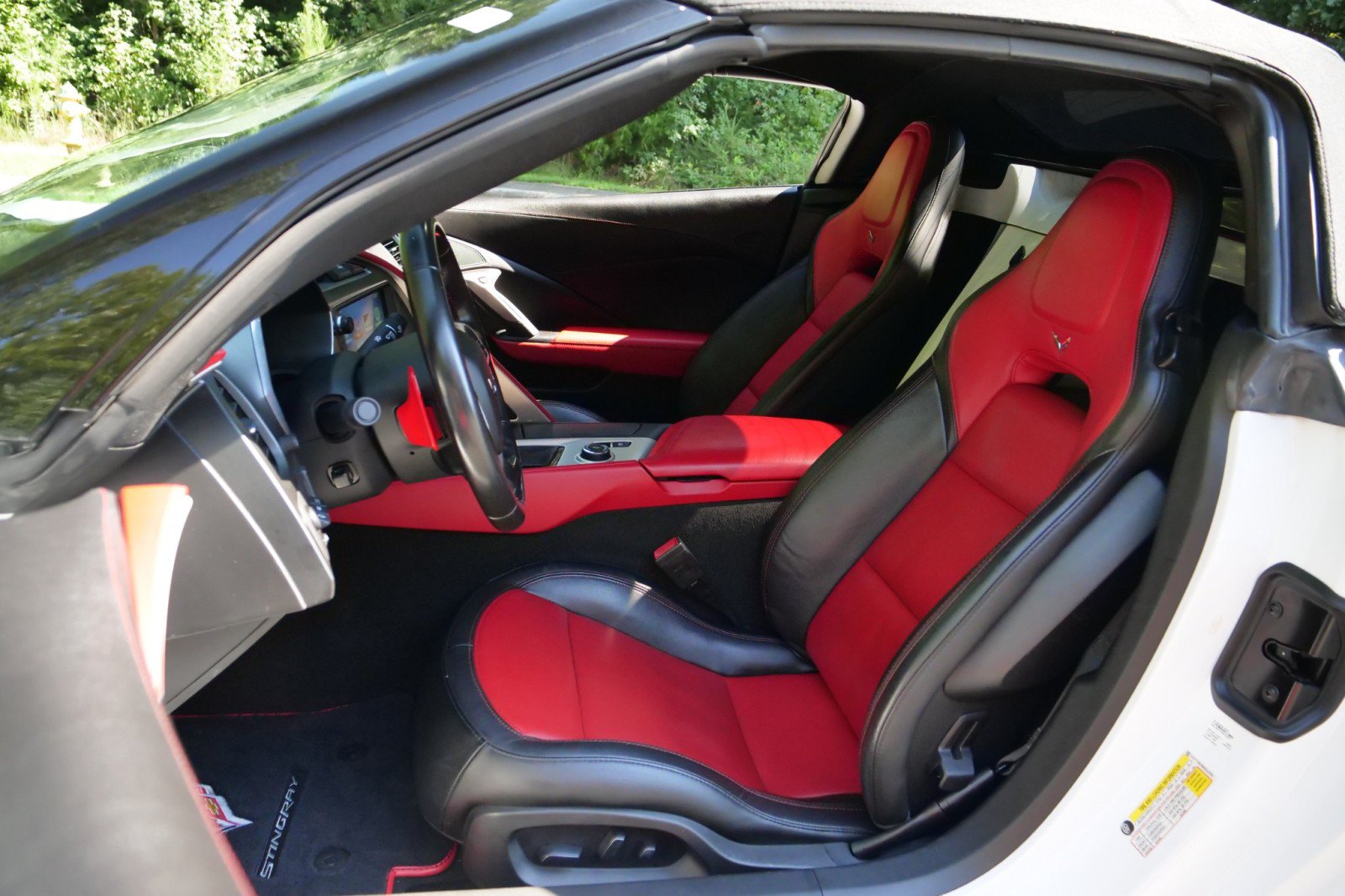 Used 2019 Chevrolet Corvette Grand Sport RWD image 3