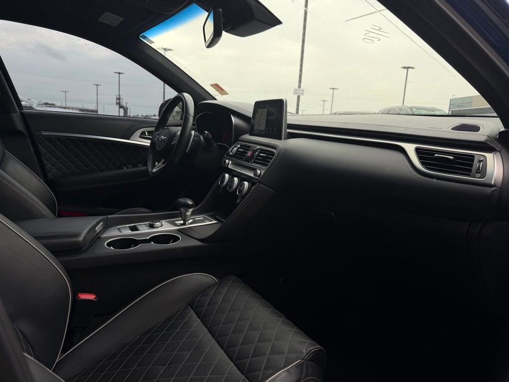 Used 2019 Genesis G70 3.3T Advanced w/ Sport Package image 29