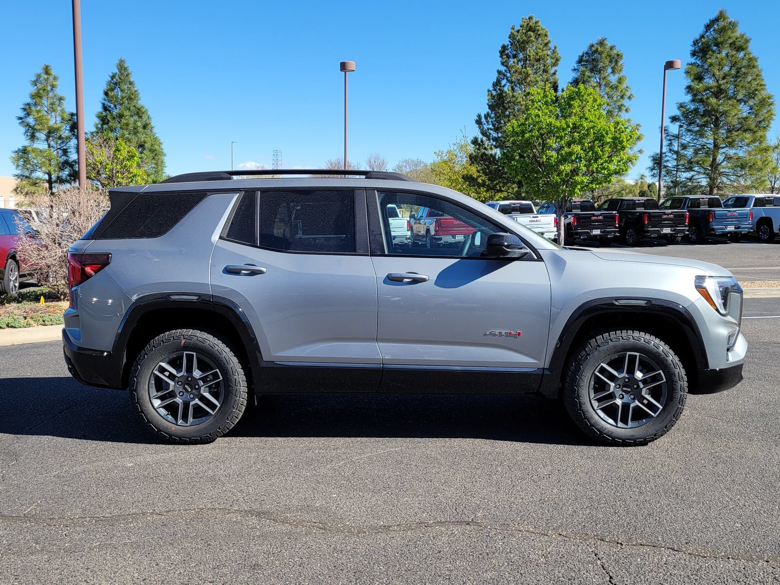 New 2026 GMC Terrain AT4 w/ Technology Package II AWD/4WD image 2