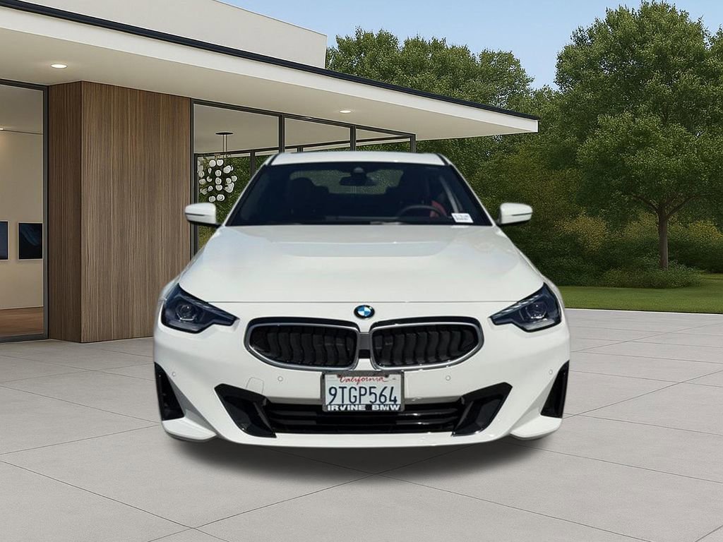 Used 2025 BMW 230i xDrive Coupe w/ Convenience Package image 4