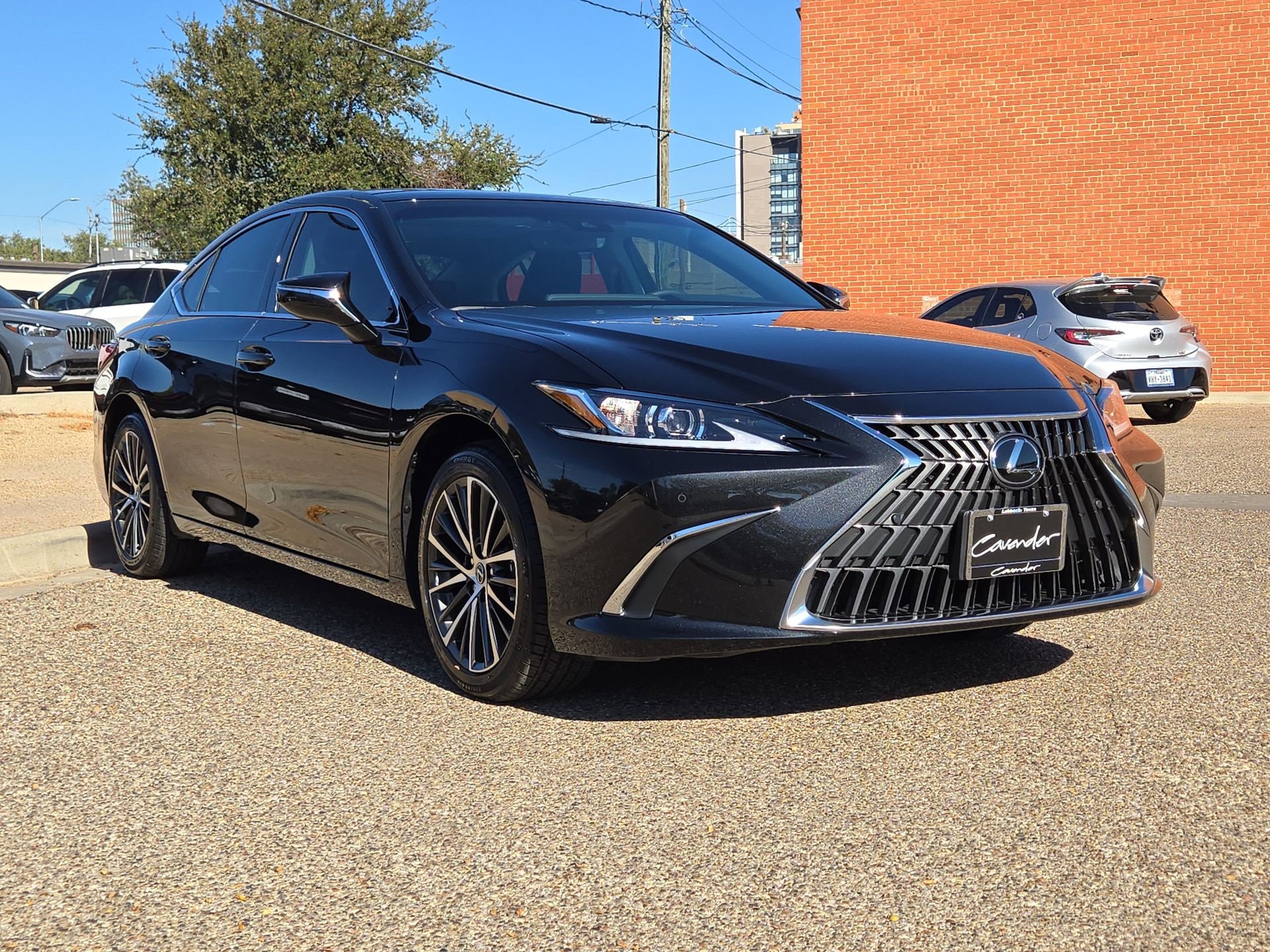 New 2025 Lexus ES 350 w/ Premium Package