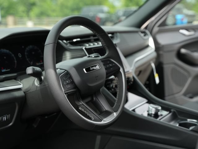 New 2026 Jeep Grand Cherokee L 4WD image 29