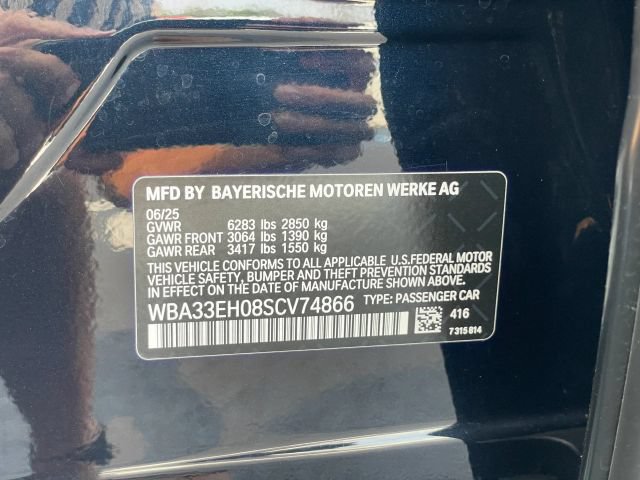 Used 2025 BMW 740i xDrive AWD/4WD image 49
