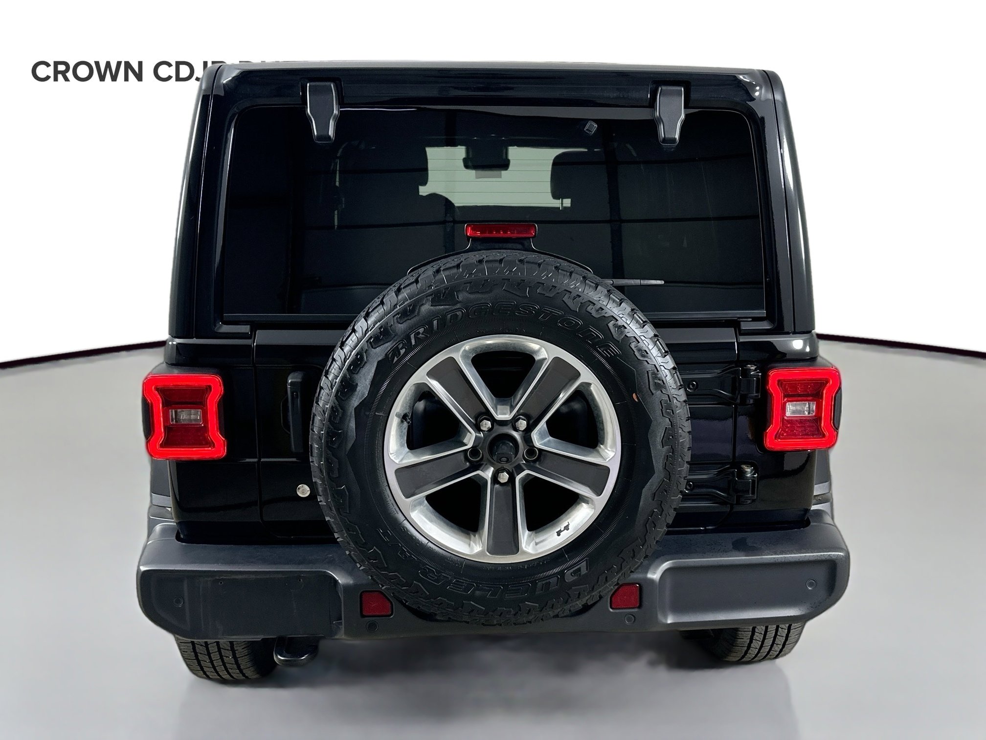 Used 2020 Jeep Wrangler Unlimited Sahara AWD/4WD image 7