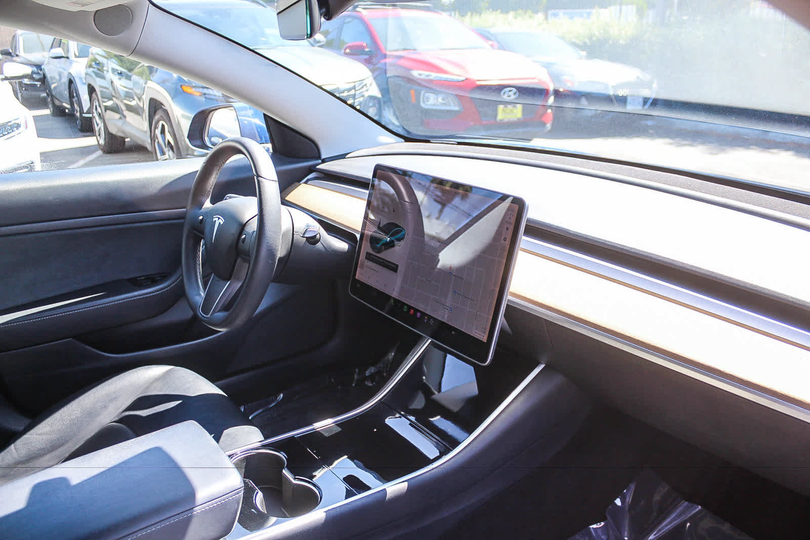 Used 2020 Tesla Model 3 Standard Range RWD image 21