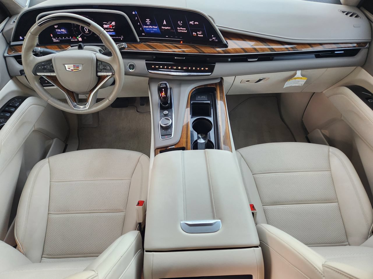 Used 2024 Cadillac Escalade ESV Sport Platinum AWD/4WD image 25
