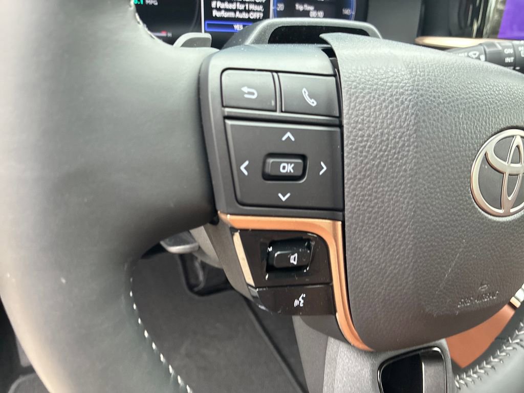 New 2026 Toyota Crown Signia image 24