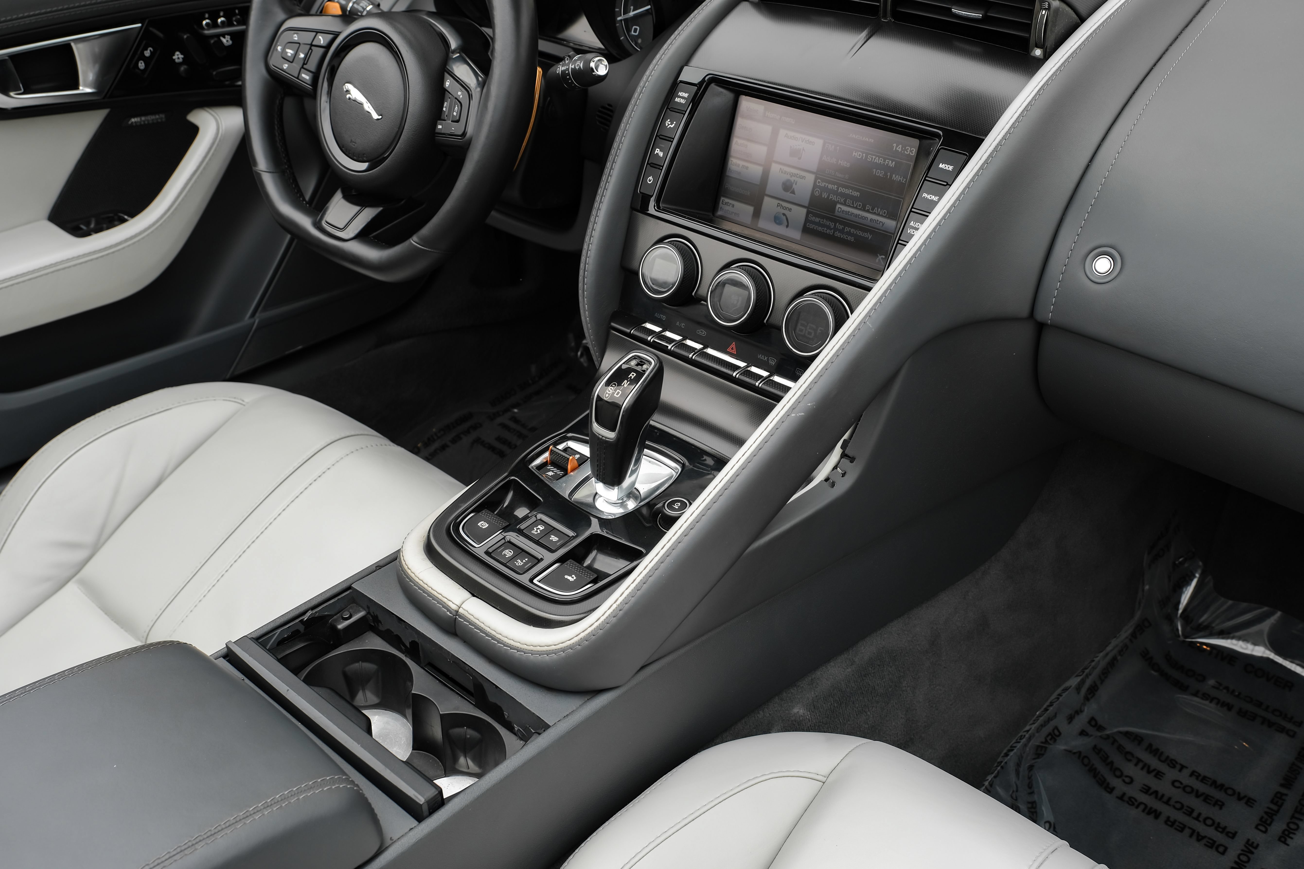 Used 2014 Jaguar F-TYPE S RWD image 21