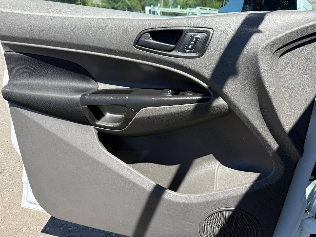 Used 2022 Ford Transit Connect XL FWD image 30
