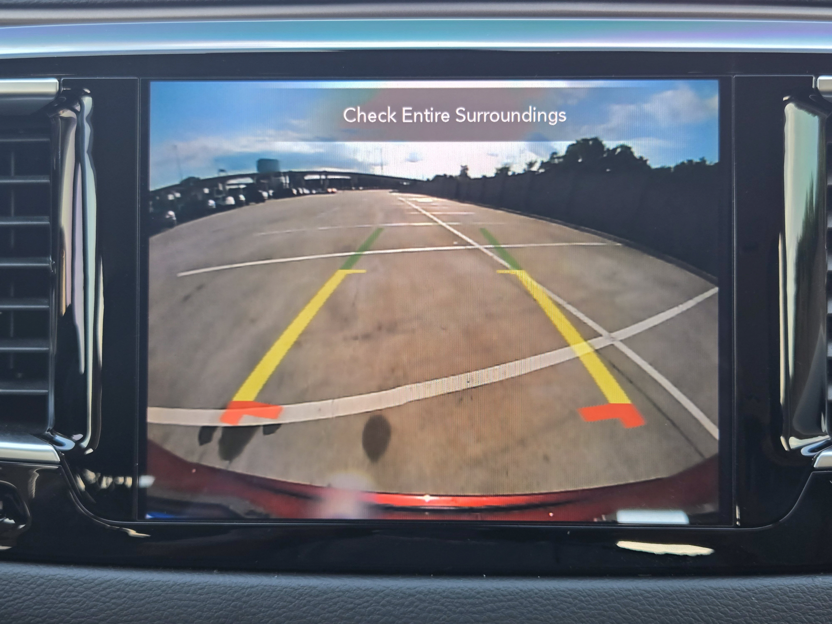 Used 2019 Chrysler Pacifica Touring-L Plus FWD image 14