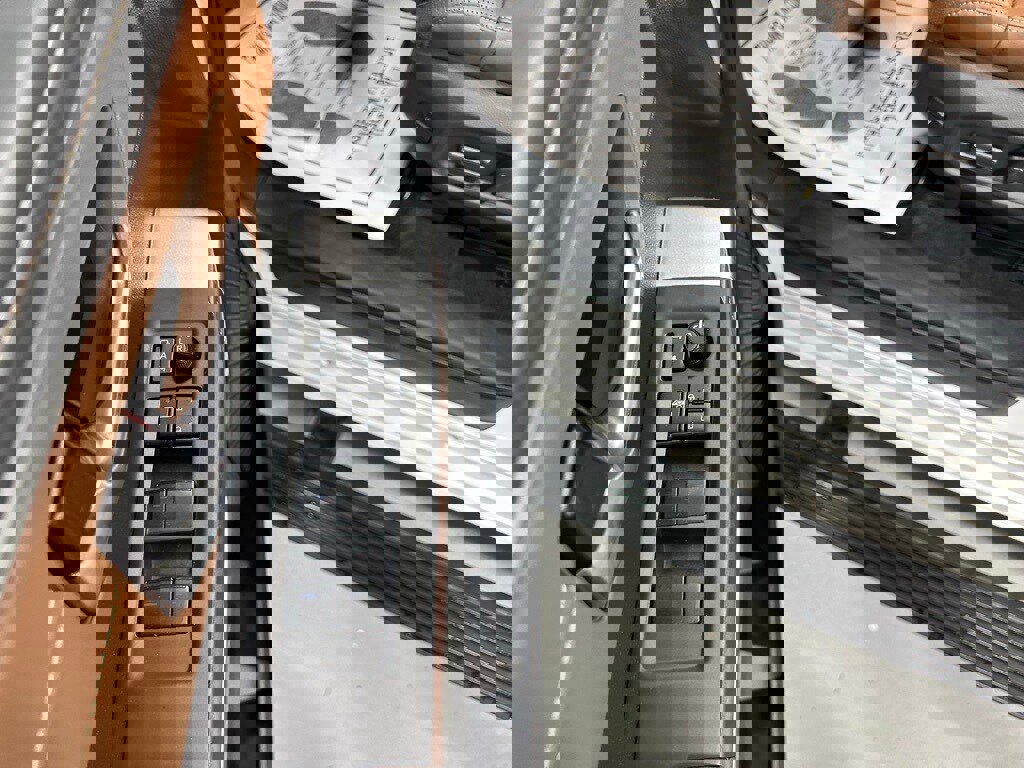 Used 2023 Toyota Tundra 1794 Edition image 9