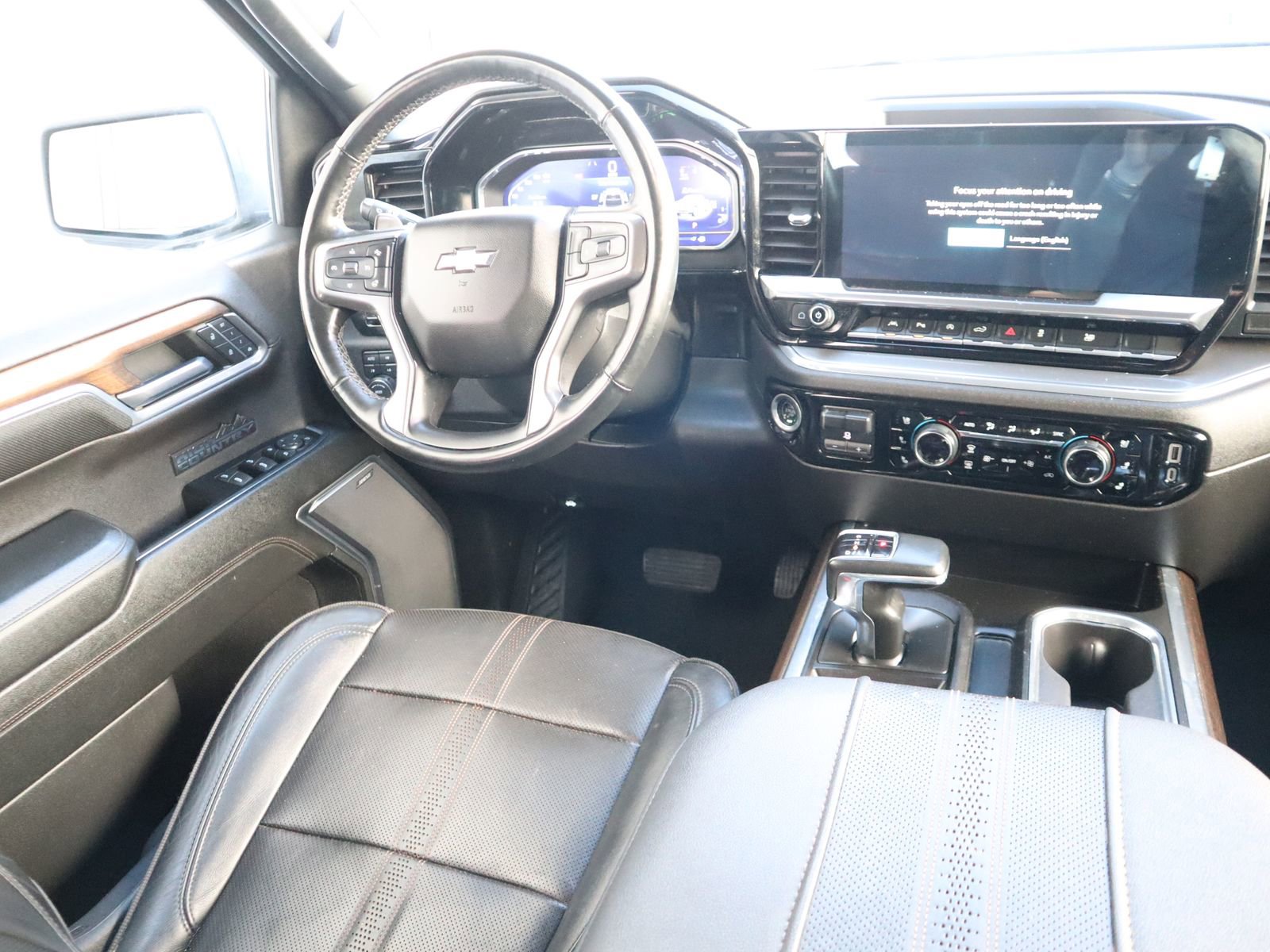 Used 2023 Chevrolet Silverado 1500 High Country w/ High Country Premium Package image 27