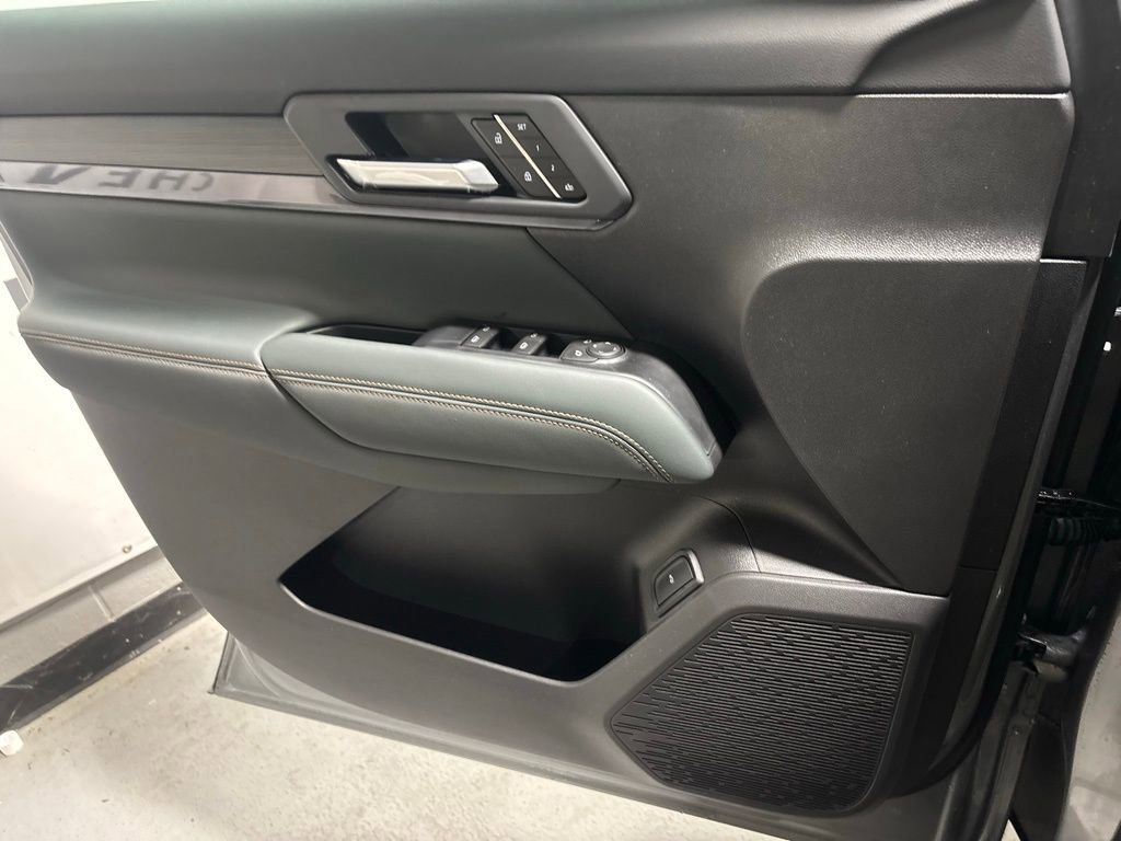 New 2026 GMC Terrain AT4 w/ Convenience Package III AWD/4WD image 11