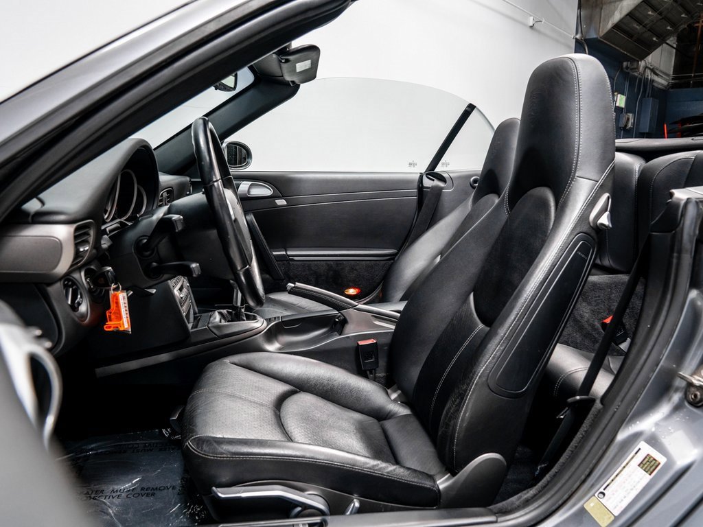 Used 2006 Porsche 911 Carrera image 4