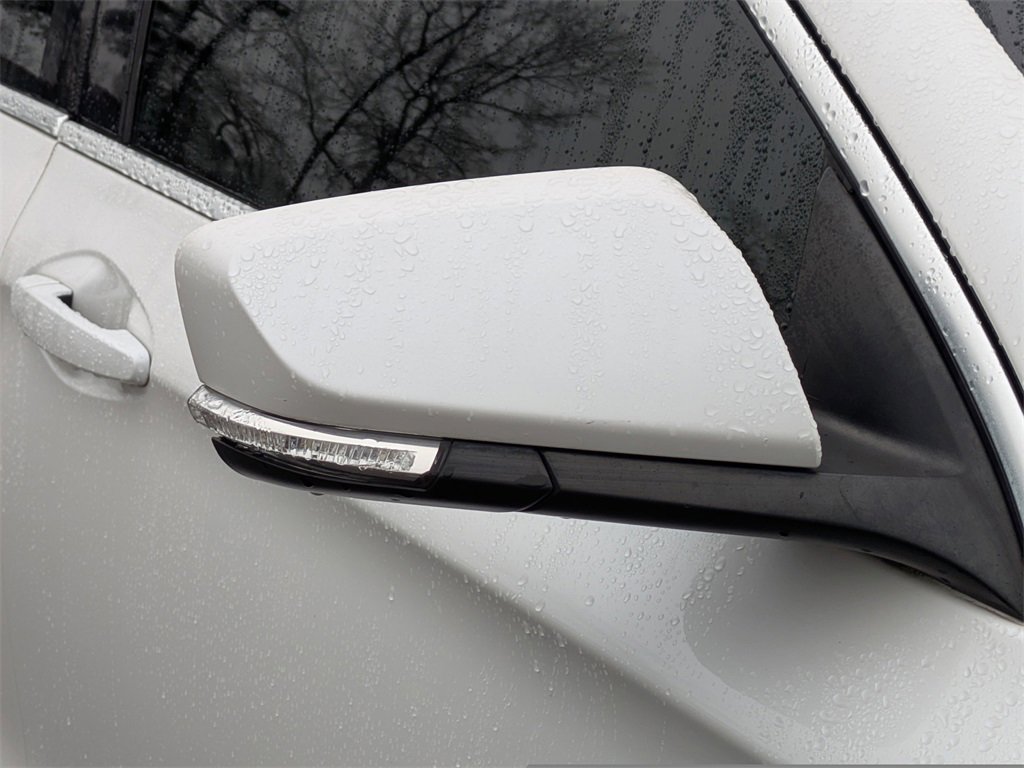 Used 2017 Chevrolet Impala LT w/ Leather Package image 10