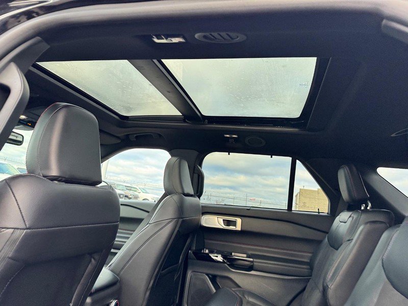 Used 2023 Ford Explorer ST w/ Equipment Group 401A image 13