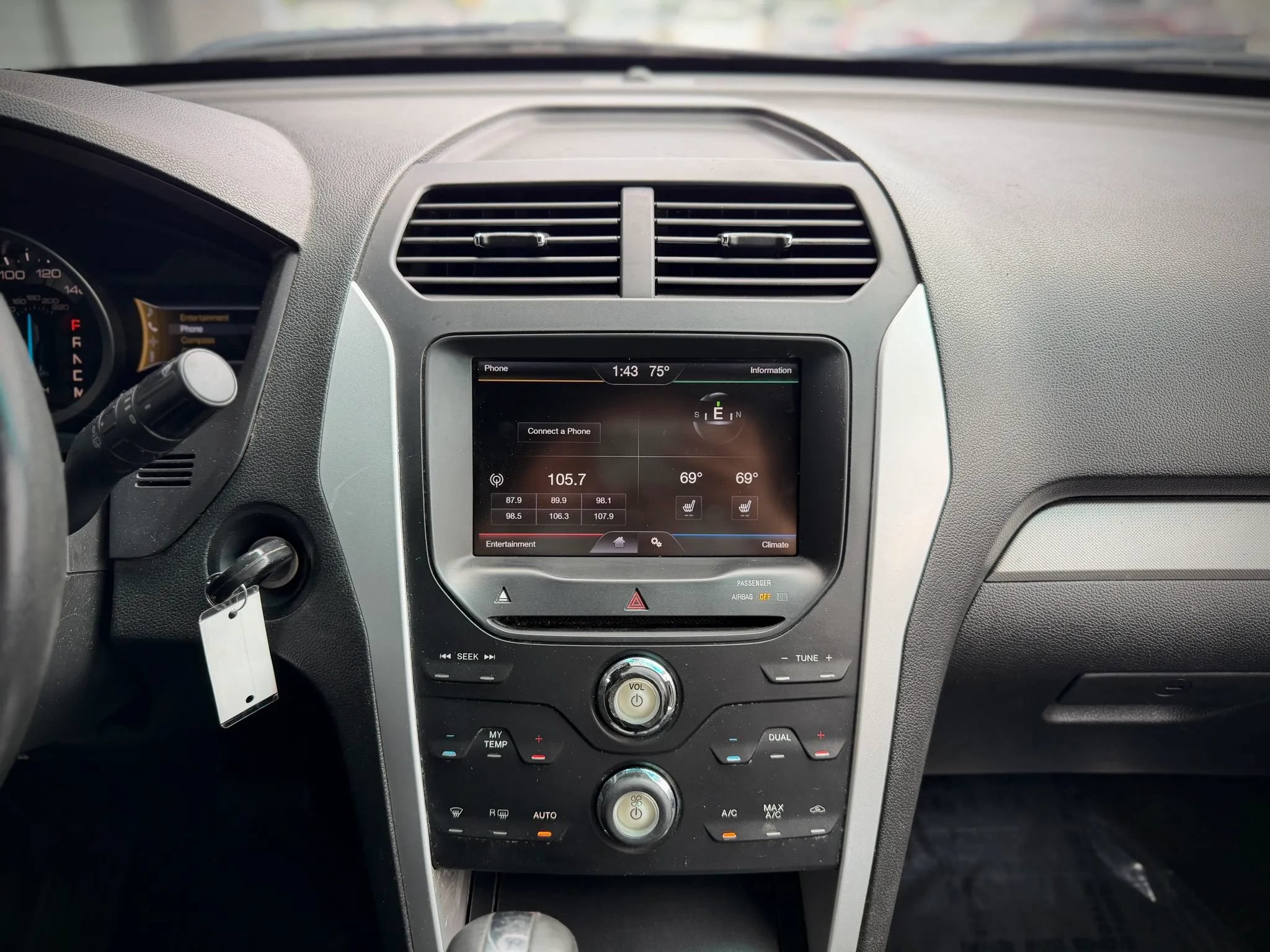 Used 2012 Ford Explorer XLT FWD image 15