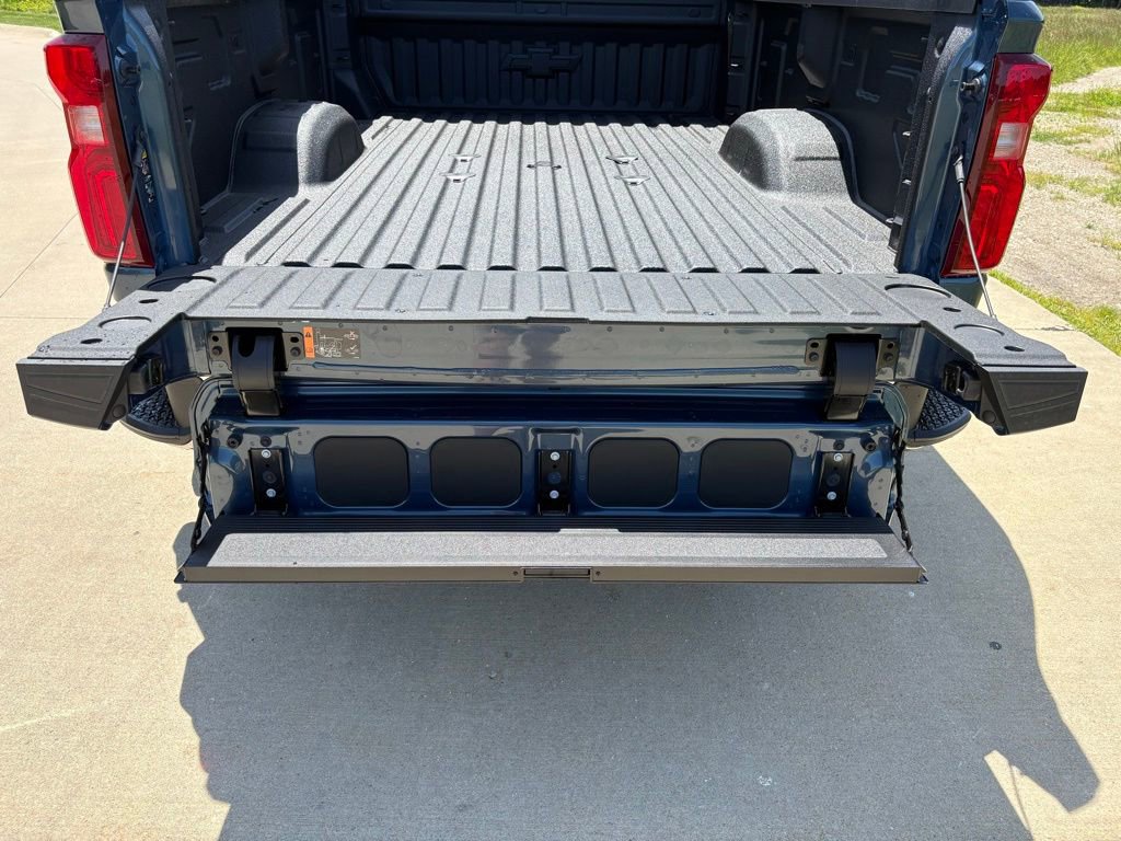 New 2026 Chevrolet Silverado 3500 LTZ w/ LTZ Plus Package AWD/4WD image 71