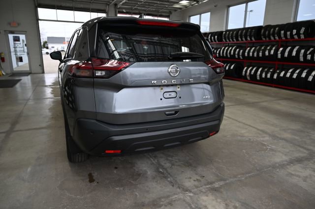 Used 2021 Nissan Rogue S AWD/4WD image 7
