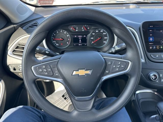 Used 2023 Chevrolet Malibu LT FWD image 19